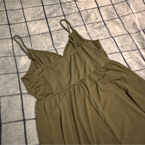 Cider Army Green romper (plus size) - Picture 3 of 5